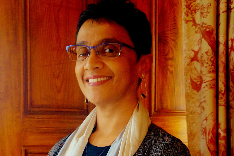 Portrait photo Dr. Charlene Rajendran